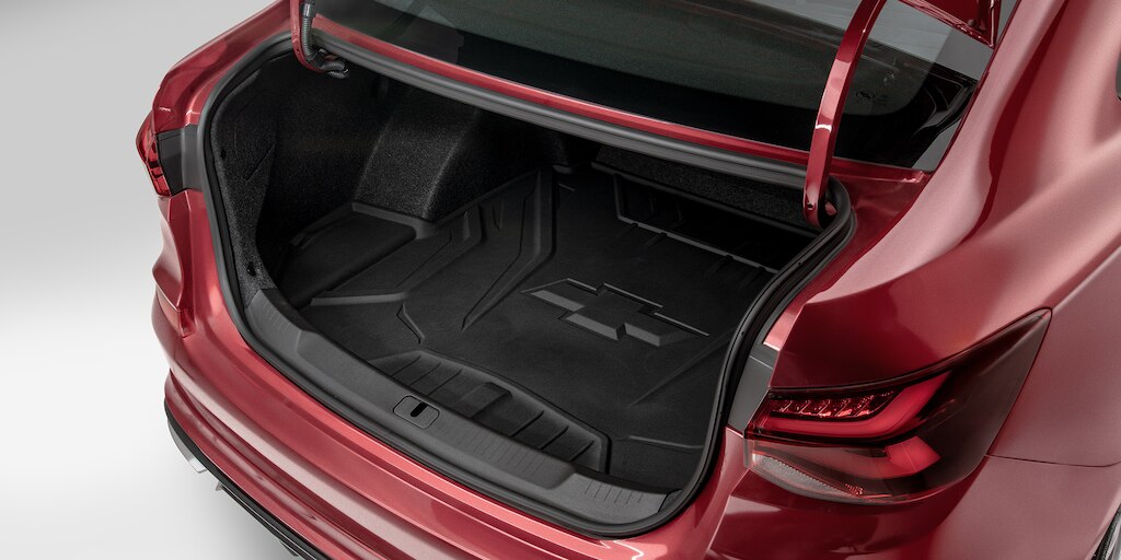 Sofisticado diseño interior de Chevrolet Cavalier 2024, sedán turbo
