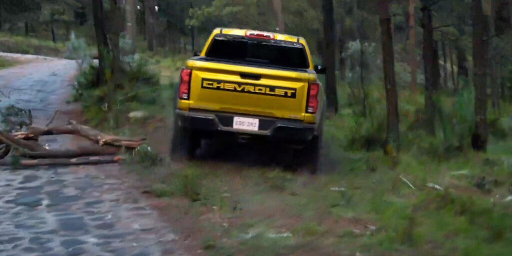 La nueva Chevrolet Colorado ZR2 2025, camioneta todoterreno 4x4 cuenta con modo de manejo normal