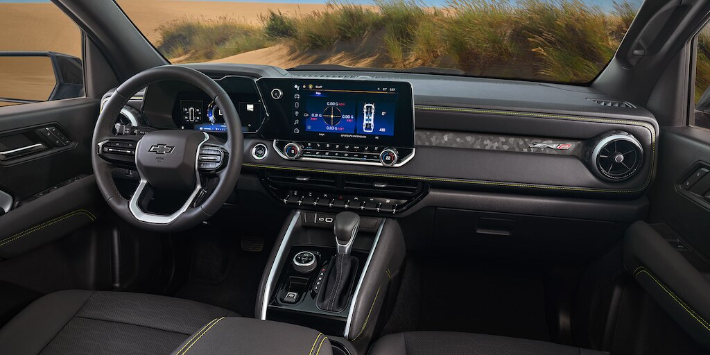 Chevrolet Colorado ZR2 2025 cuenta con sistema de infoentretenimiento con pantalla táctil de 11 pulgadas