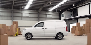 Vista lateral - Chevrolet Tornado 2025, motor 4 cilindros 1.5L a gasolina y rendimiento de combustible combinado de 16.3 Km/L